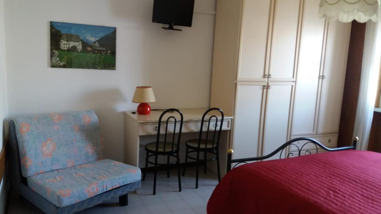 La Virgola Apartments Brenzone Extérieur photo